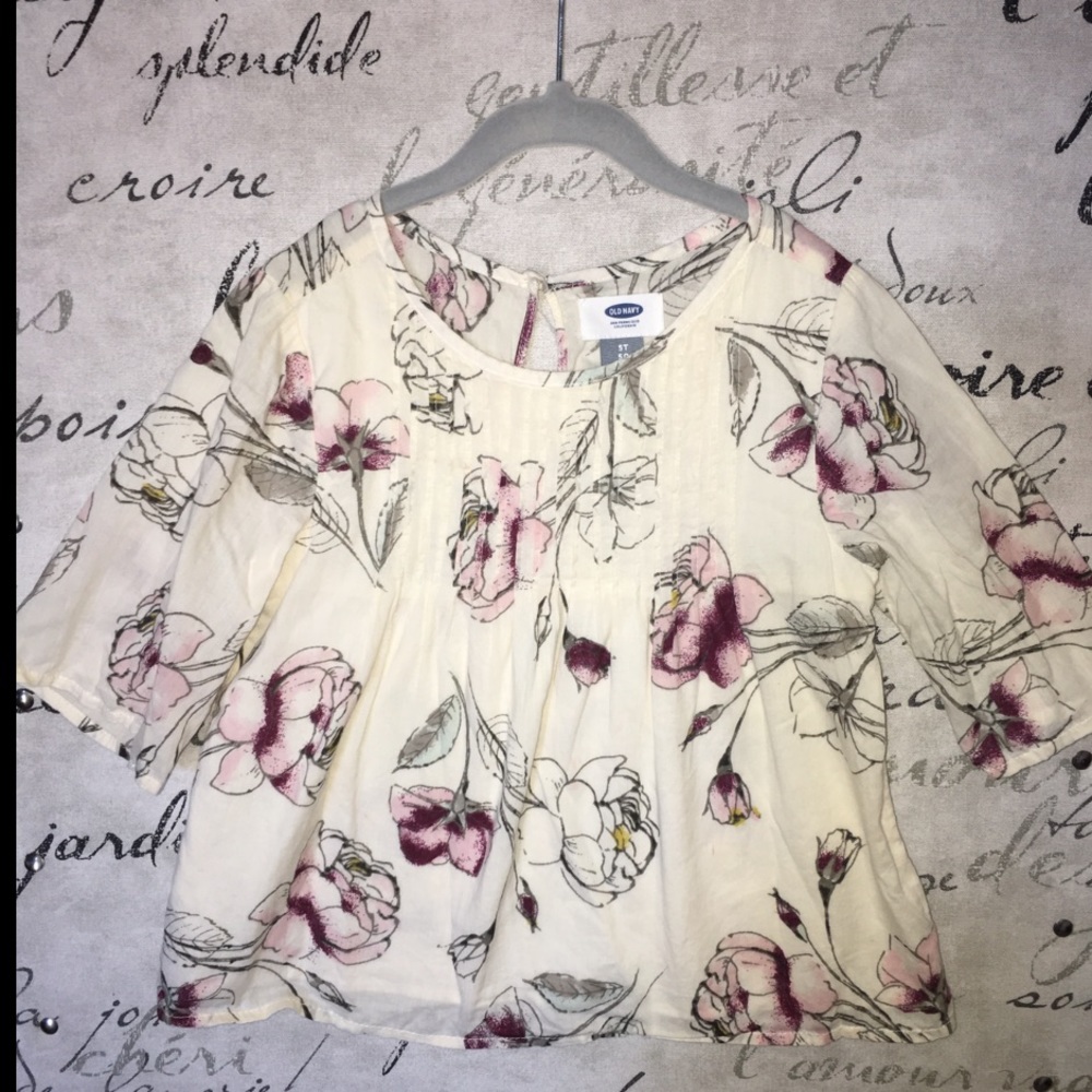 5t Old Navy breezy floral top